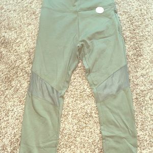 Victoria’s Secret pink yoga leggings new